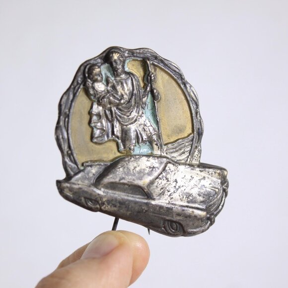 WWII era USAAF St Christopher Italian cap badge, Car auto traveller patron saint - Picture 2 of 8